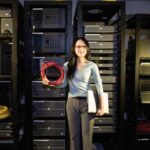 IT-Geek-woman-iwht-wires