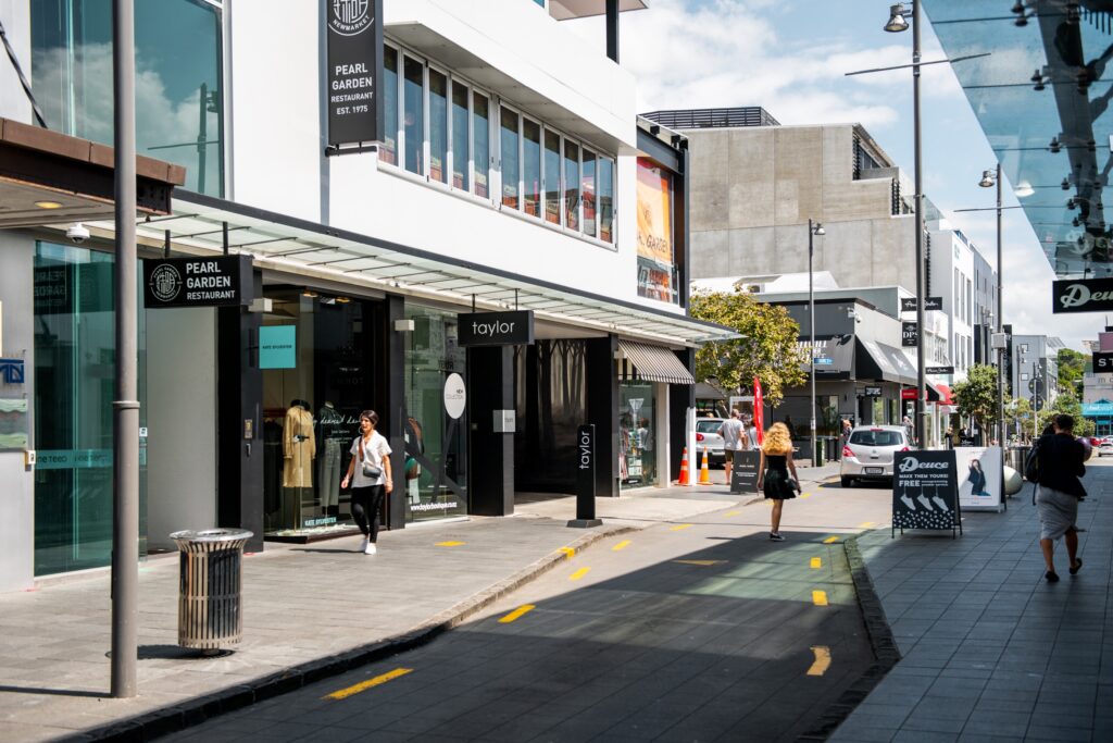 Bricks and mortar still rules: research
